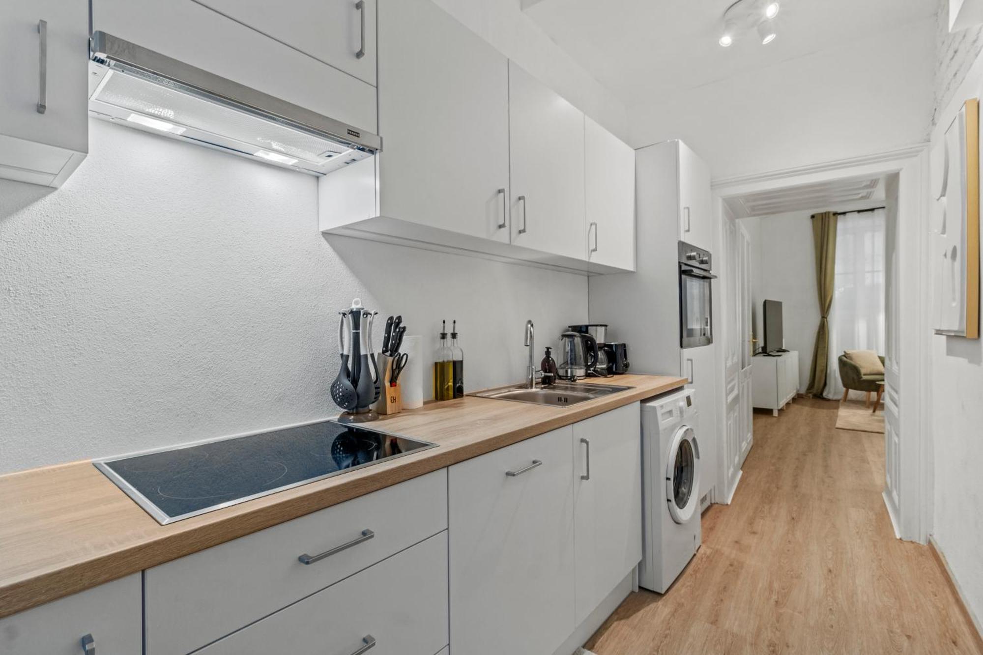 Appartamento Long Term I 2 Min To U1 Columbusplatz I High Speed Wifi Vienna