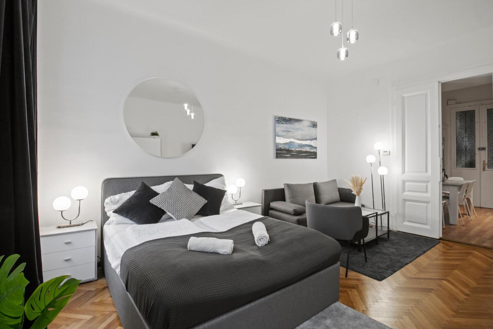 Long Term I 2 Min To U1 Columbusplatz I High Speed Wifi Appartamento *